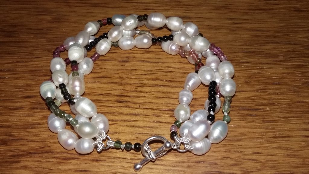 finished birthday bracelet